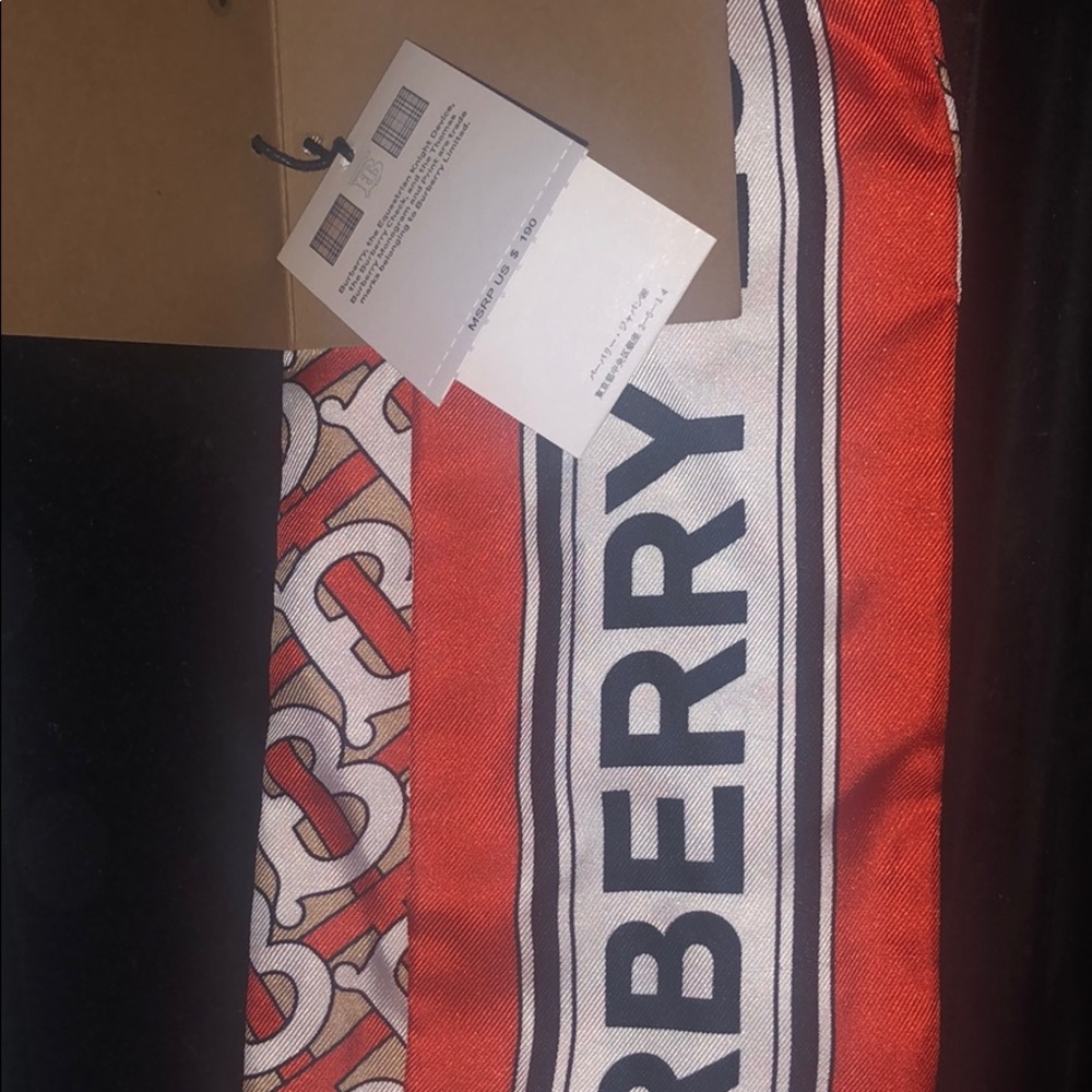 Burberry headwrap